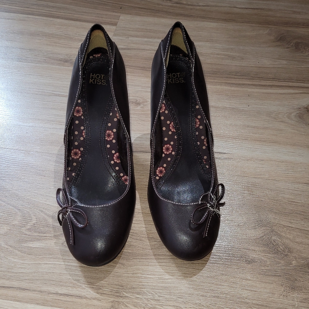 Hot Kiss Brown 2inch Heels / Size 10